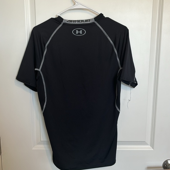 Under Armour Compression Shirt - Picture 2 of 5